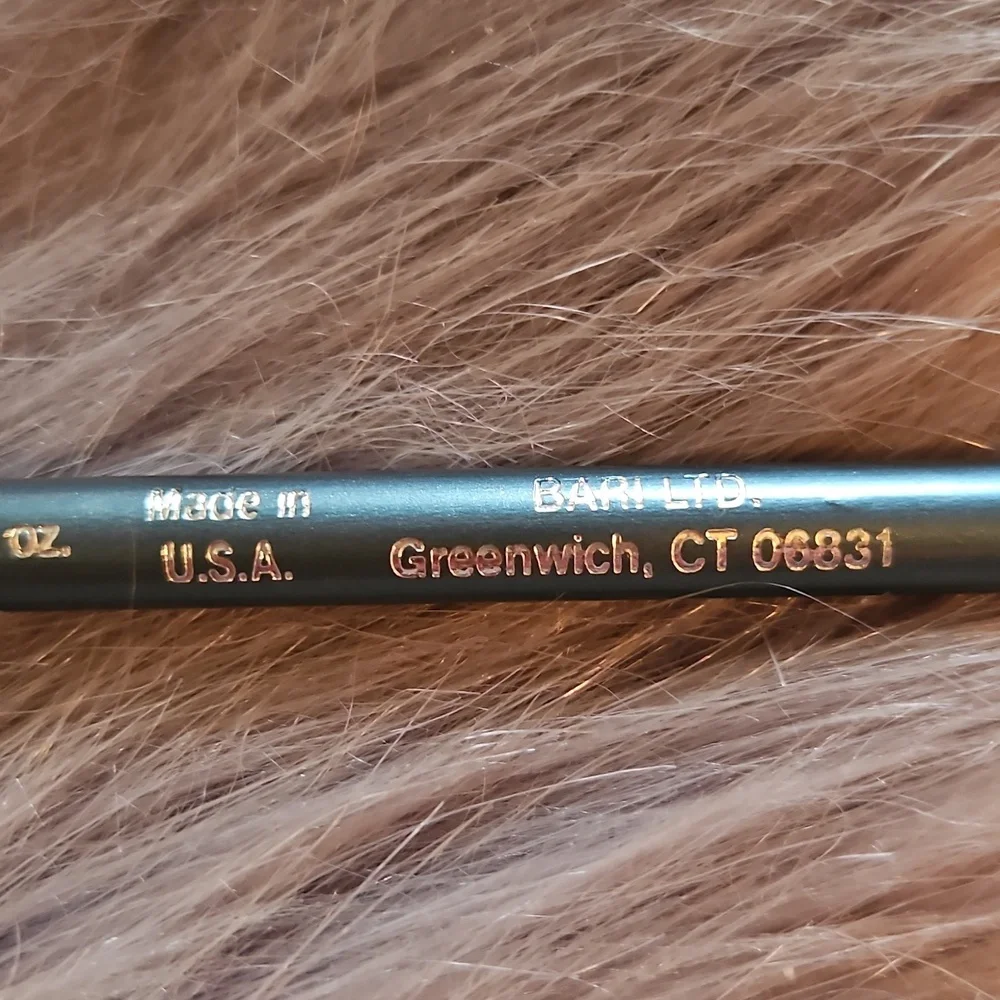 🆕️LOVE MY EYES Eyeliner Soft Crayon Pencil 807 Medium Blue
